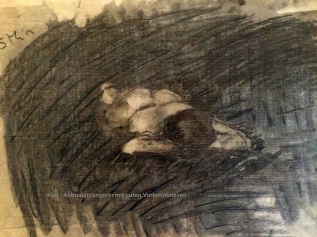 Liegender Akt in 5 Min Anfängerin mit Vorkenntnissen